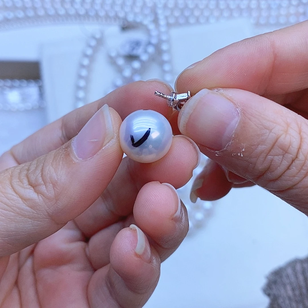 因***彩银S925镶嵌淡水珍珠颈饰