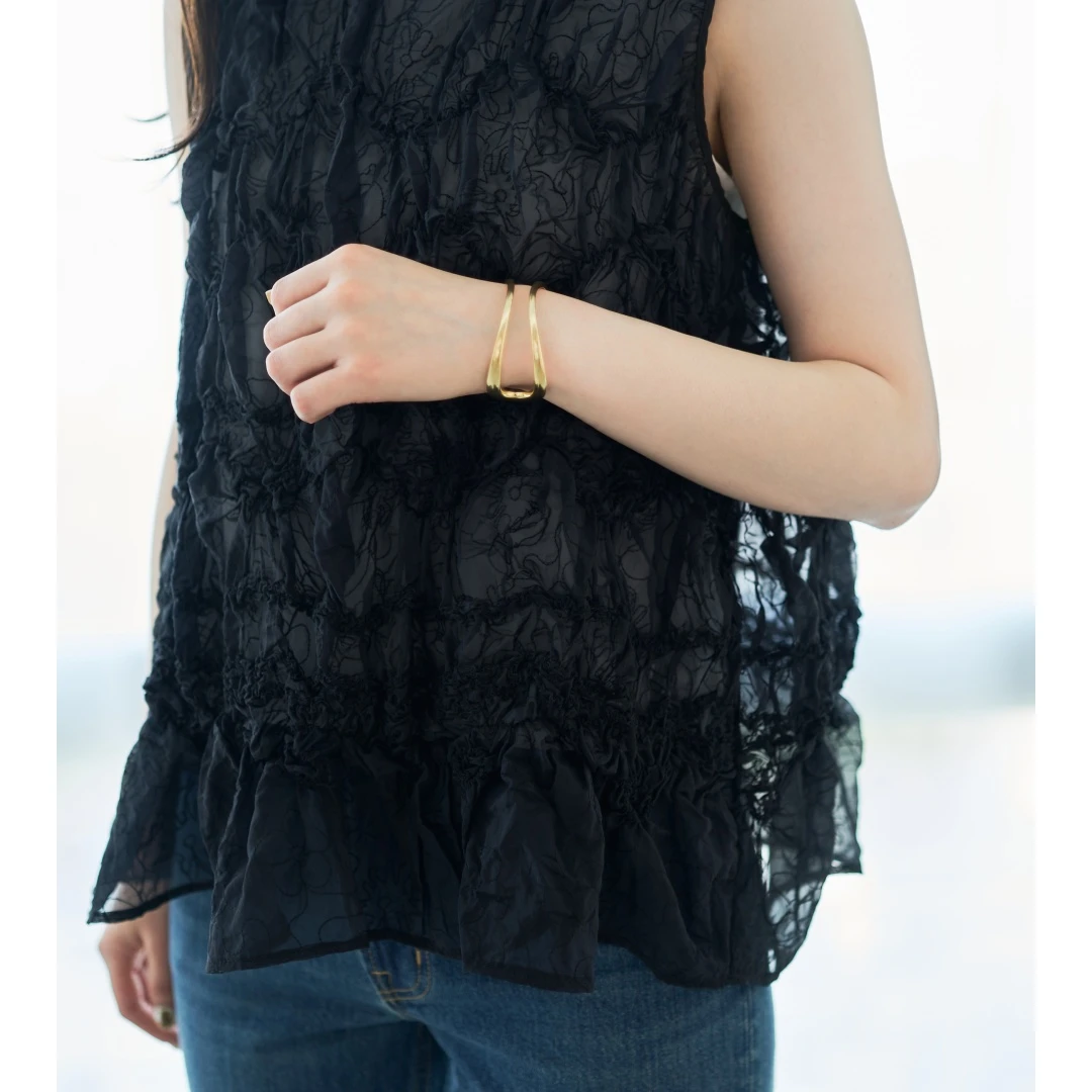 【强哥外贸】夏季新款 M 气质慵懒感立体褶皱刺绣无袖上衣