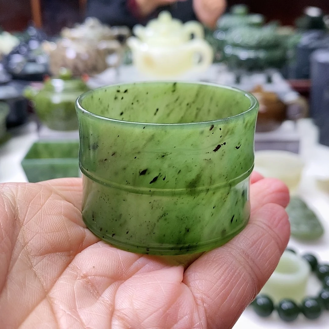 和田玉茶杯未镶嵌