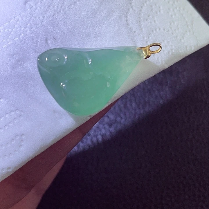 颈饰18K金镶嵌翡翠翡翠