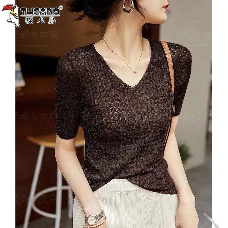 啄木鸟夏季新款针织衫显瘦透气百搭时尚薄款短袖镂空V领女妈妈装