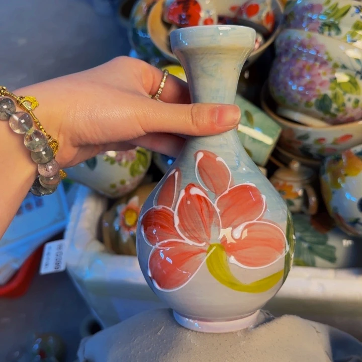 瓷片手工手绘陶瓷会细微不一样