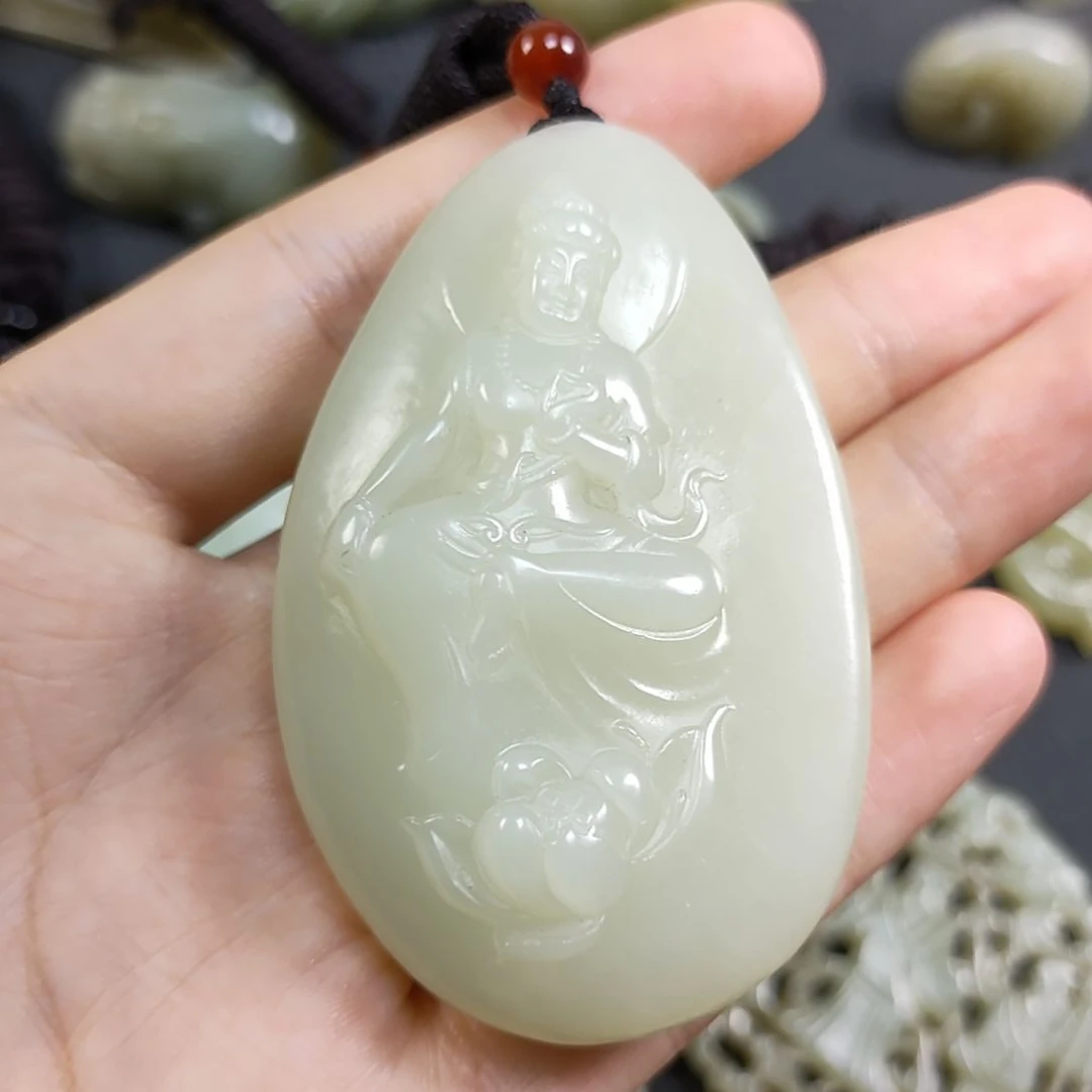 ꧔***꧔和田玉未镶嵌颈饰