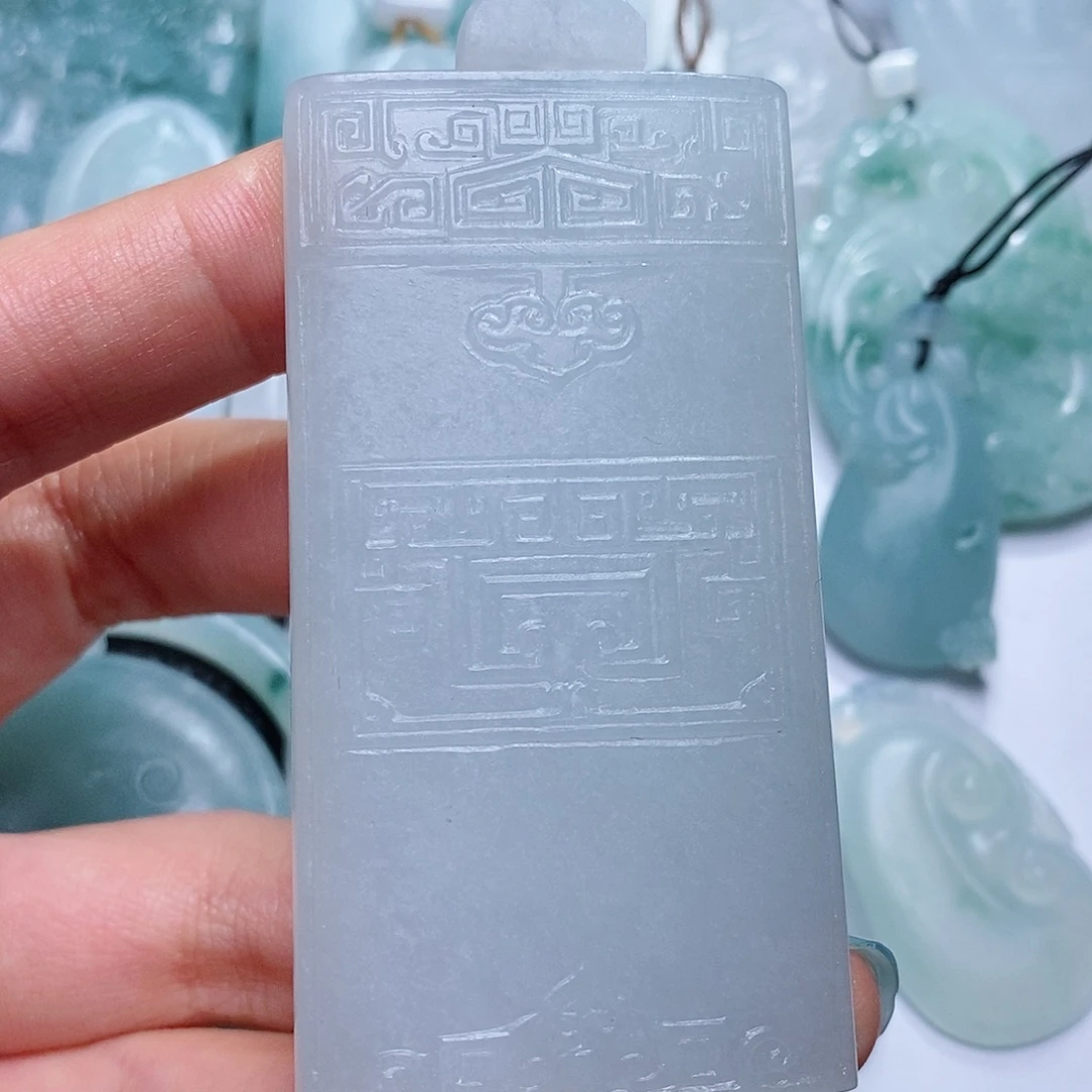 定制翡翠未镶嵌毛货付款后确认抛光