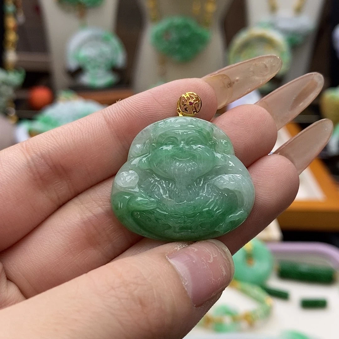 颈饰未镶嵌翡翠吊坠