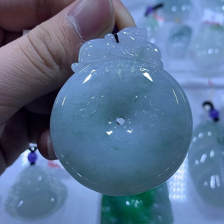 翡翠未镶嵌颈饰天然翡翠A货吊坠