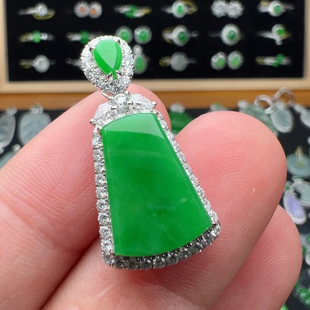 翡翠18K金镶嵌颈饰整体27.5