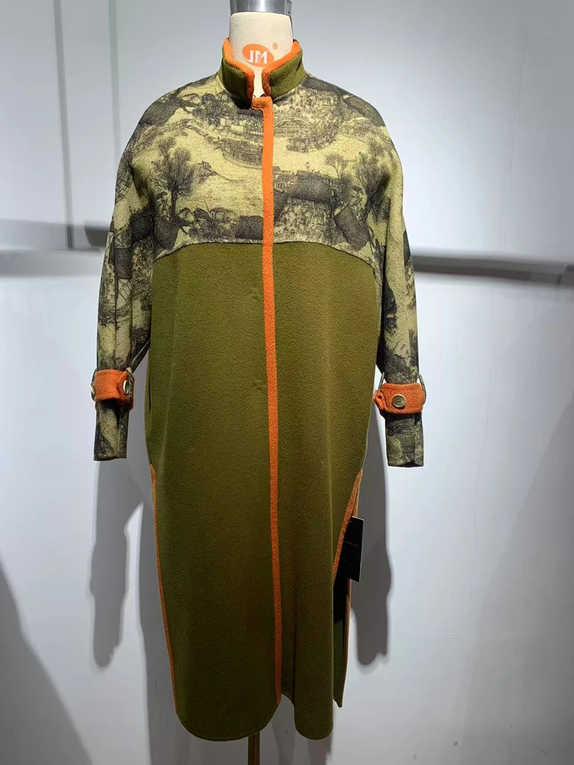 25新样版羊毛印花大衣