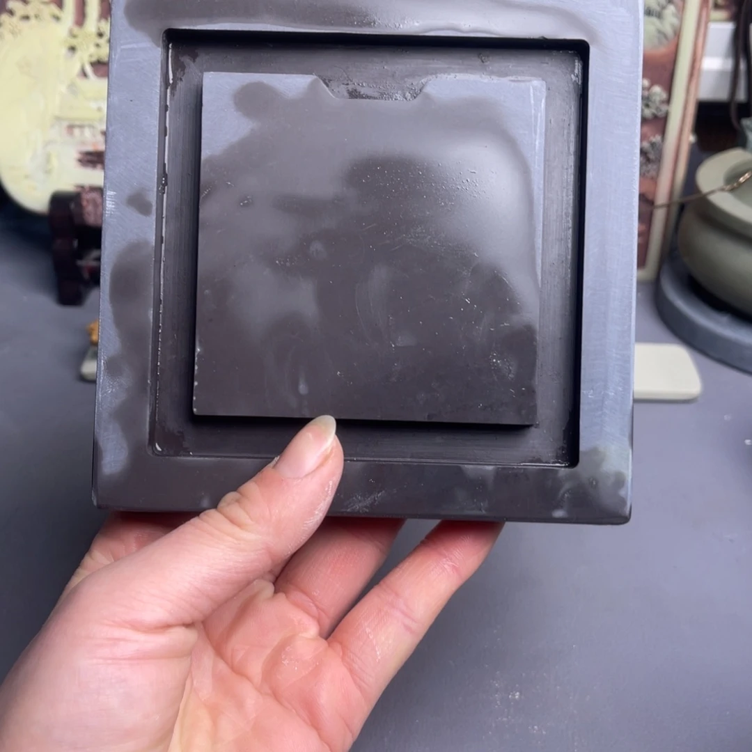 O***N易砚黑紫玉带砚台