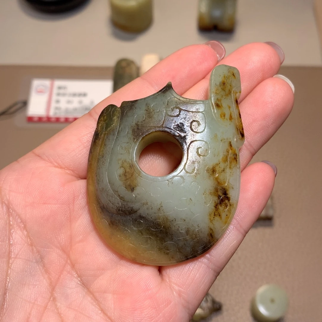 和田玉（糖玉）颈饰未镶嵌洋*头