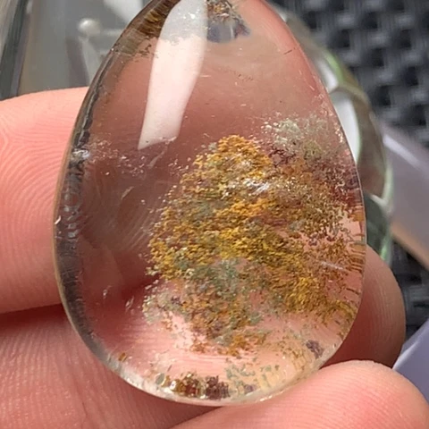 水晶颈饰未镶嵌嗯****?