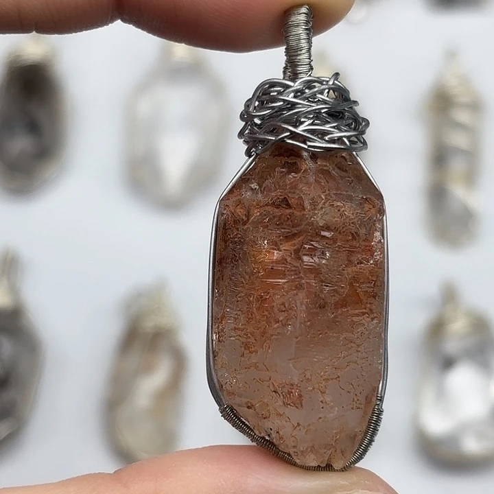 未镶嵌颈饰水晶巴基斯坦红泥闪灵钻48mm+