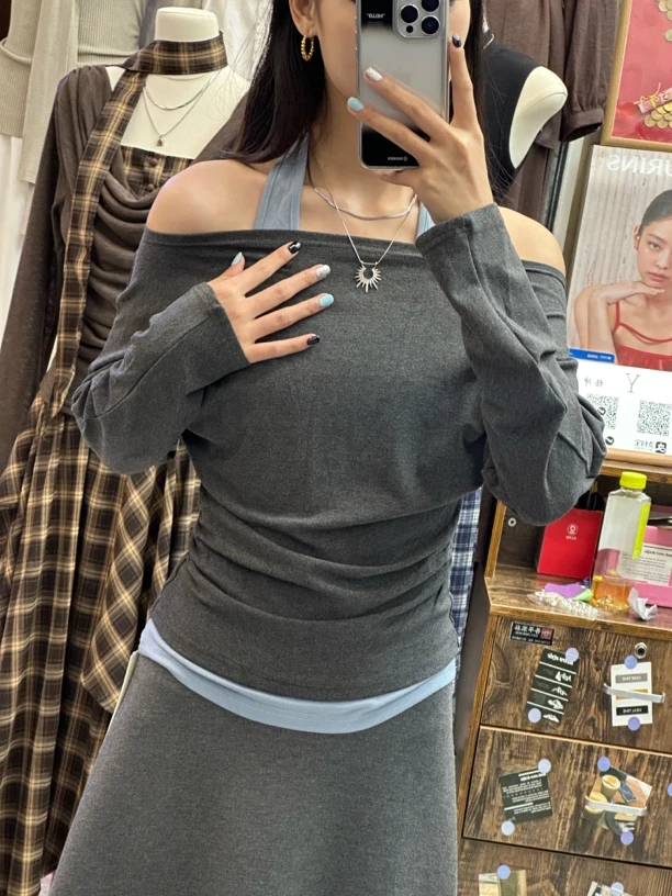 十三行拼接一字肩秋季挂脖撞色拼接假两件露肩显瘦上衣
