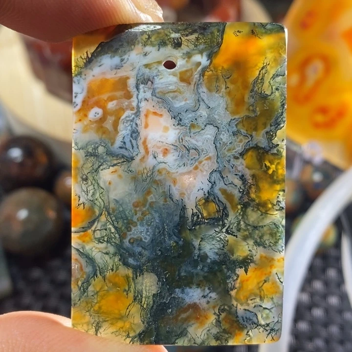 杨***过玛瑙/玉髓未镶嵌1