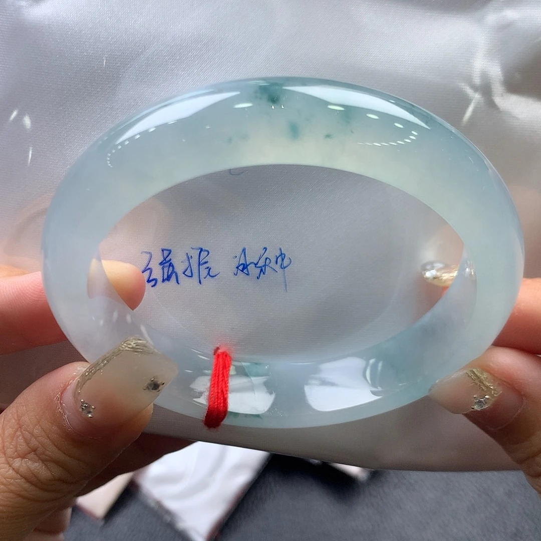 翡翠未镶嵌手镯57.6正圈