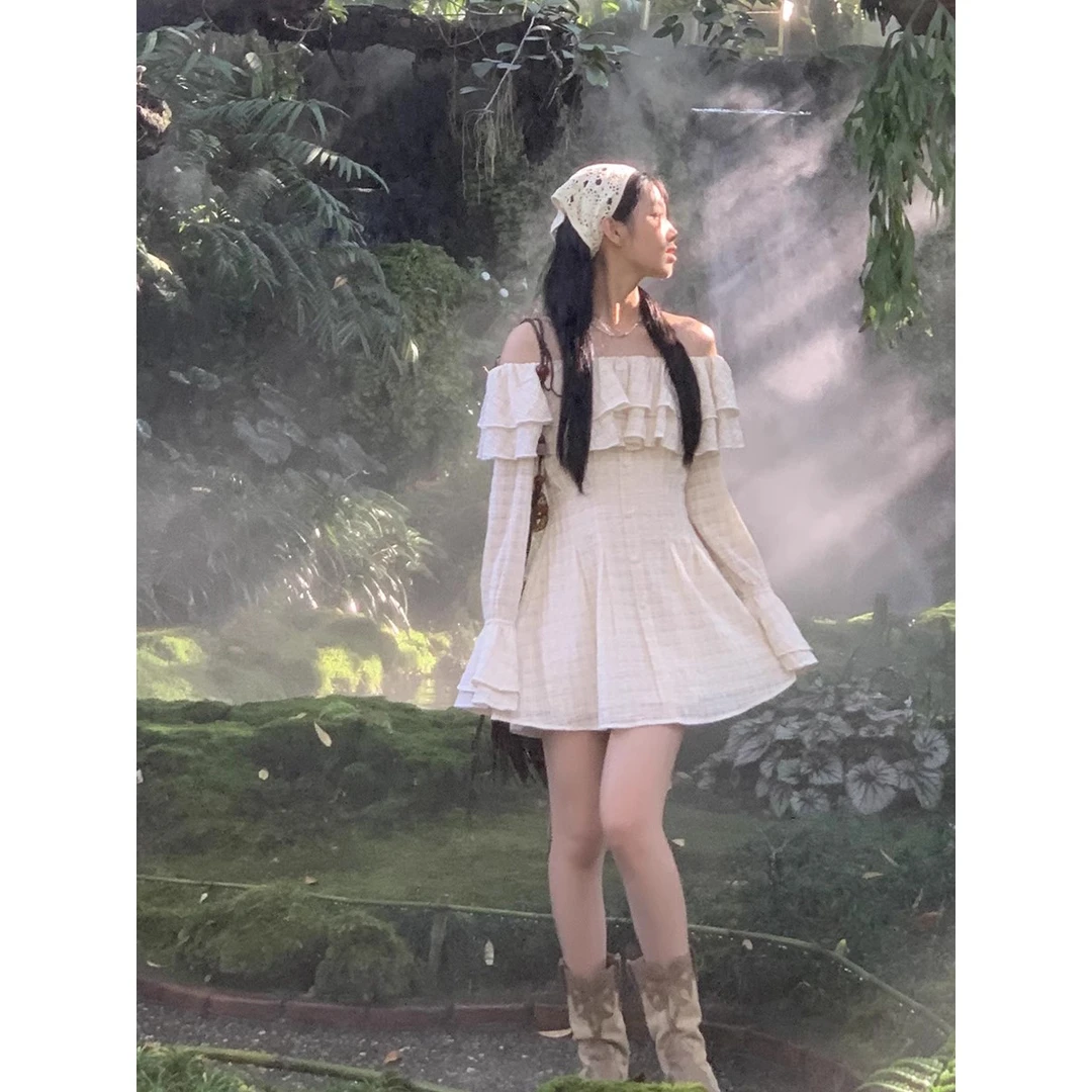 【萍萍清仓】春季新款法式小众设计一字肩高级感连衣裙241U0070#