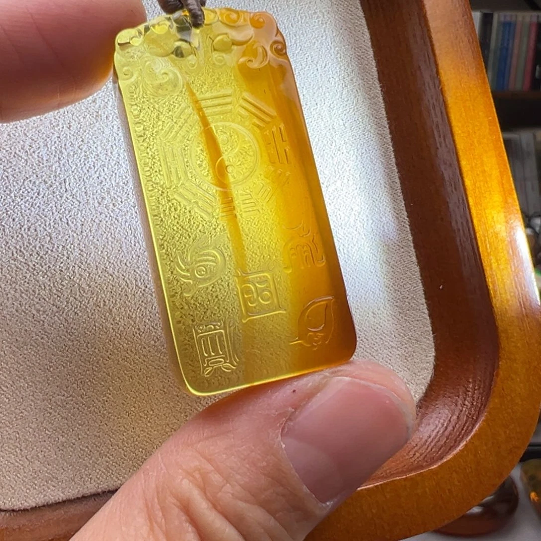 琥珀颈饰未镶嵌五月