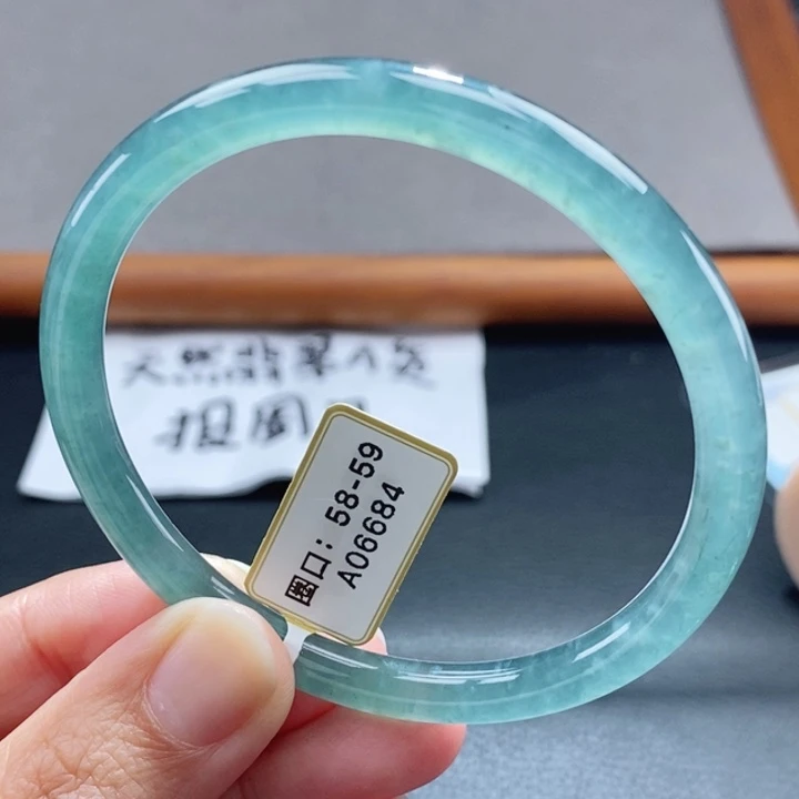 翡翠未镶嵌手镯天然手镯122