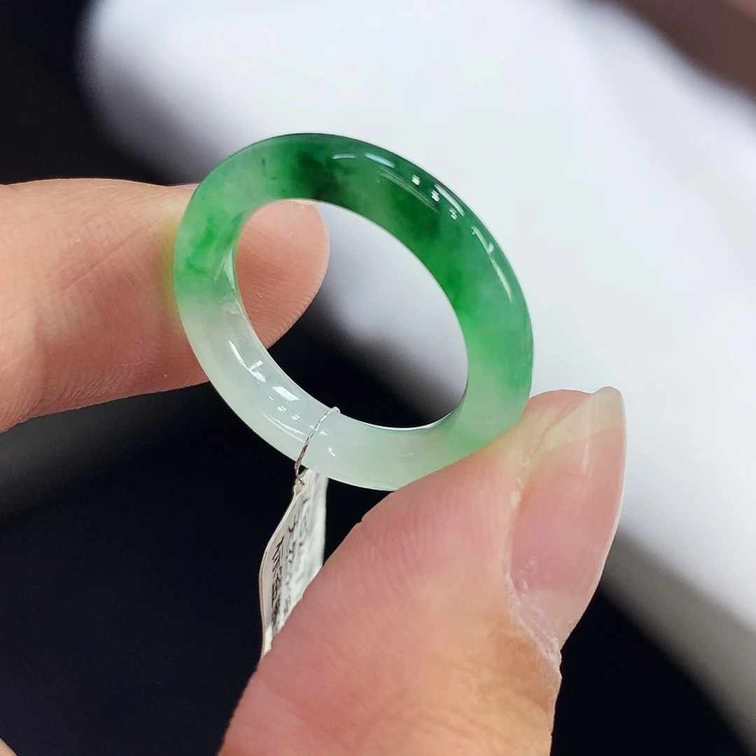 翡翠未镶嵌戒指10号