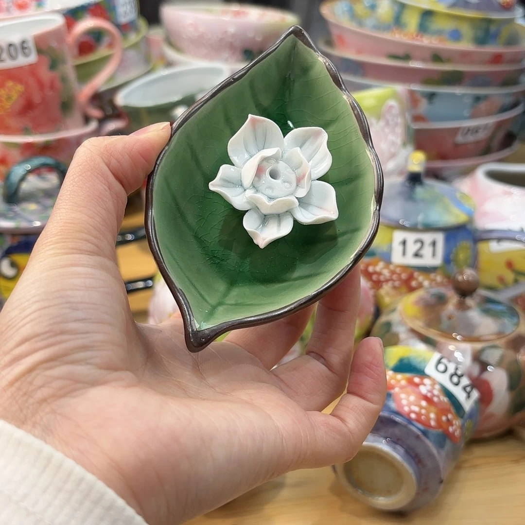 瓷片兔兔盖茨。兔兔好