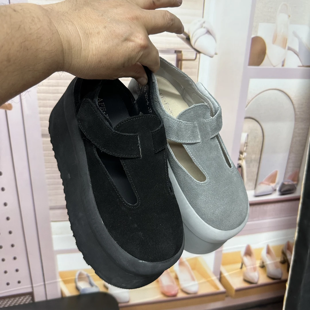 2314 新款磨砂皮带扣包头厚底肯女鞋百搭单鞋