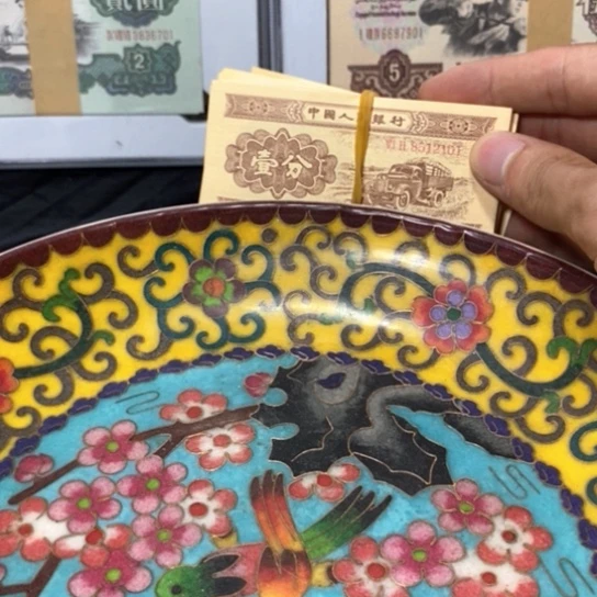 盘花瓶摆件创意产业