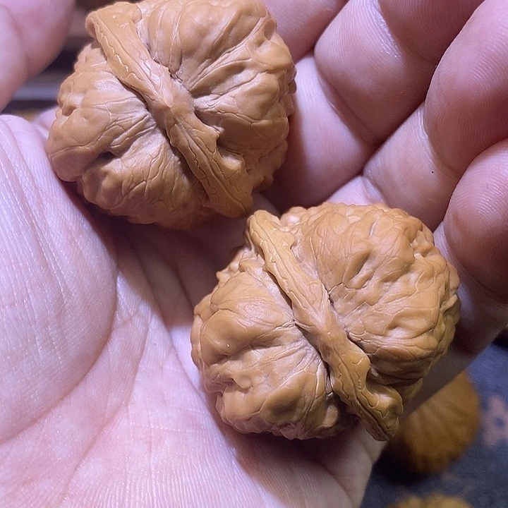 文玩核桃把件三角蛙