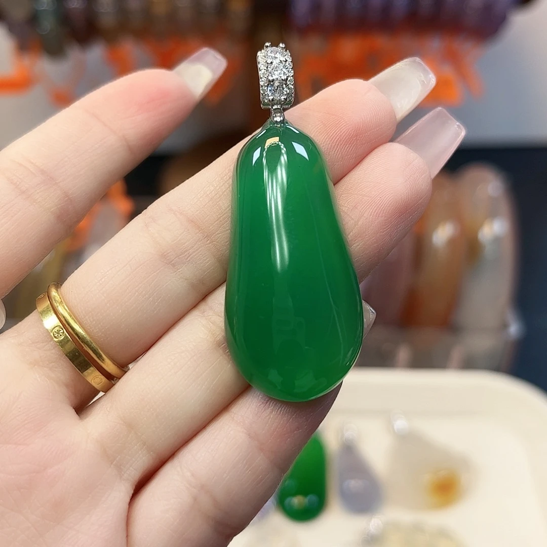 玛瑙/玉髓银S925镶嵌颈饰