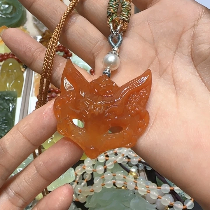 蛇纹石玉未镶嵌吊坠