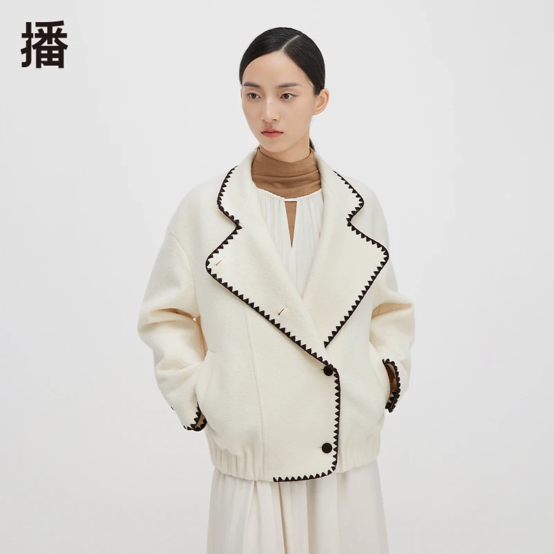 【陈陈专属】播小香风秋冬白色时尚贝壳绣立领短外套DDQ4WD5460