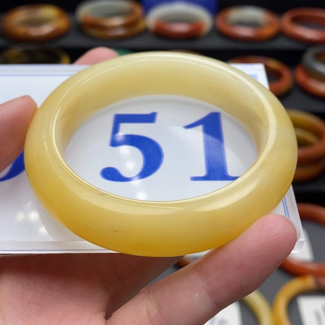 石英质玉（黄龙玉）手镯未镶嵌