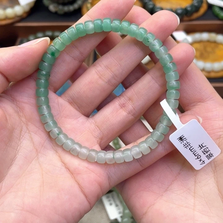 未镶嵌手链透闪石质玉