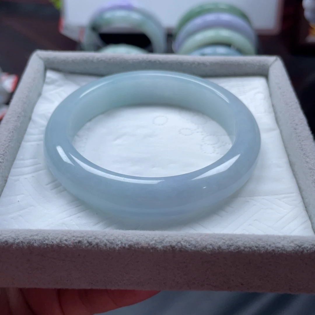 翡翠未镶嵌手镯手镯