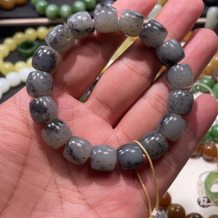 未镶嵌手串和田玉