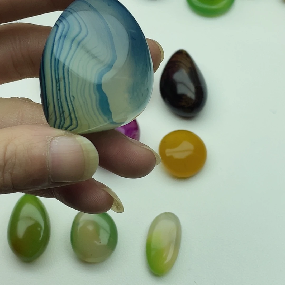 玛瑙/玉髓未镶嵌珠宝奇石