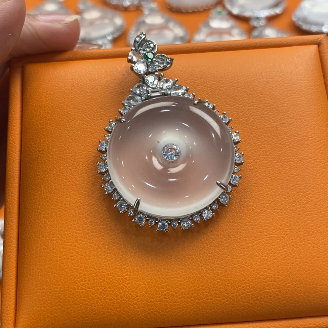 石英质玉吊坠(赠链)银S925镶嵌