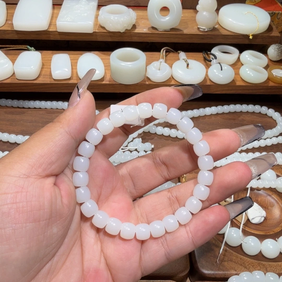 S***️未镶嵌手链和田玉