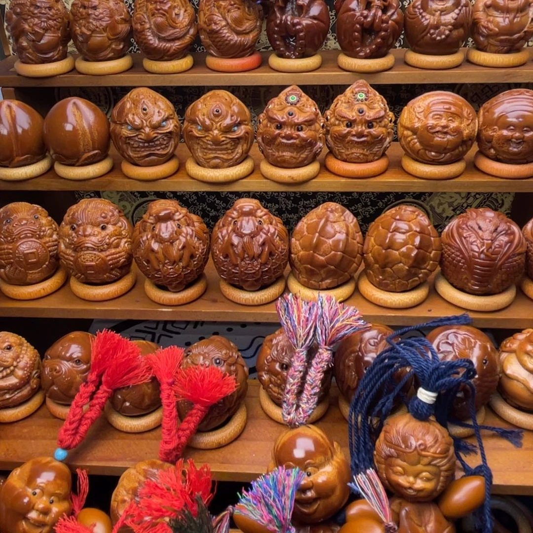 浪***浪吊坠橄榄核大呲花一个