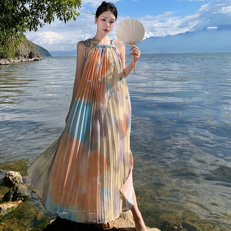 油画晕染吊带连衣裙夏季旅游穿搭长款裙子海边度假宽松显瘦百褶裙