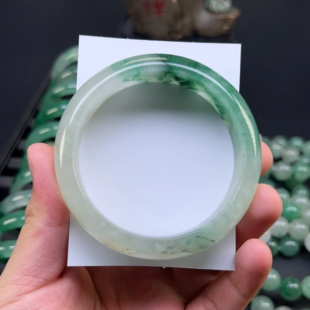 石英质玉手镯未镶嵌手镯61