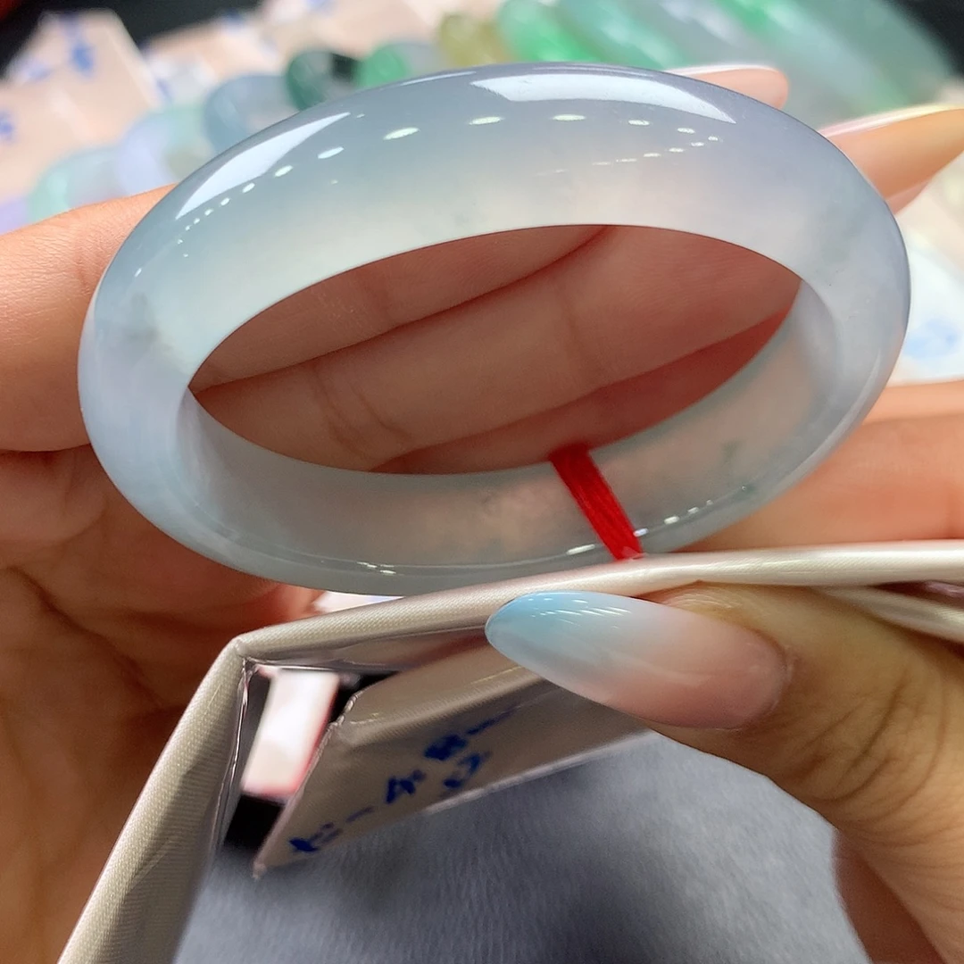 翡翠手镯（贵妃镯）未镶嵌17号