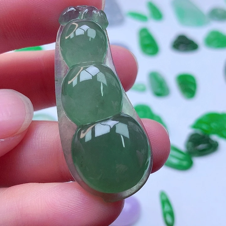 翡翠未镶嵌吊坠(不含链)福豆