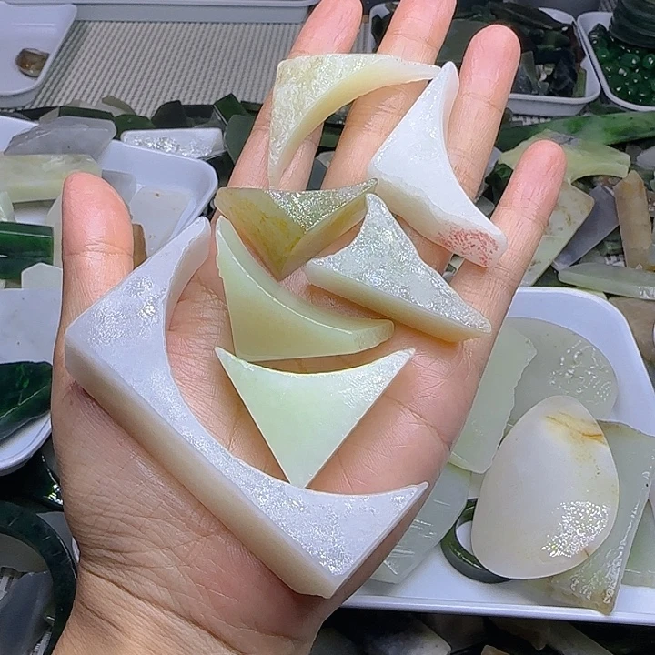 未镶嵌和田玉珠宝半成品