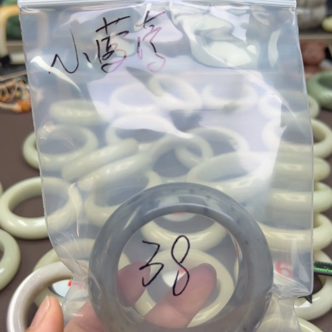 石英质玉手镯合金小*萝