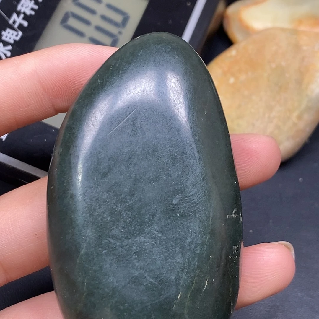 和田玉（糖玉）未镶嵌挂件