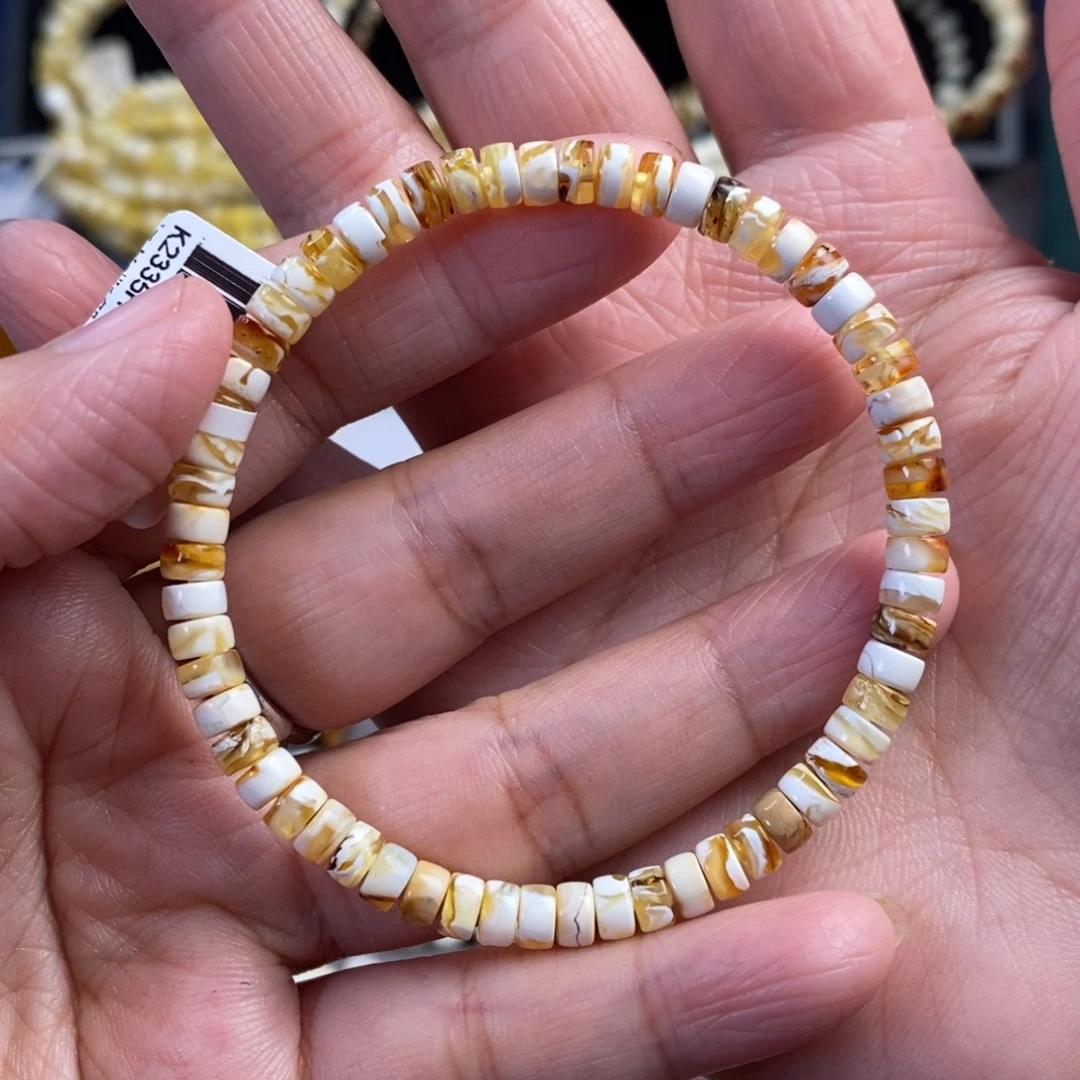 蜜蜡未镶嵌裸石沁色瓷白拉丝纹药片手串5