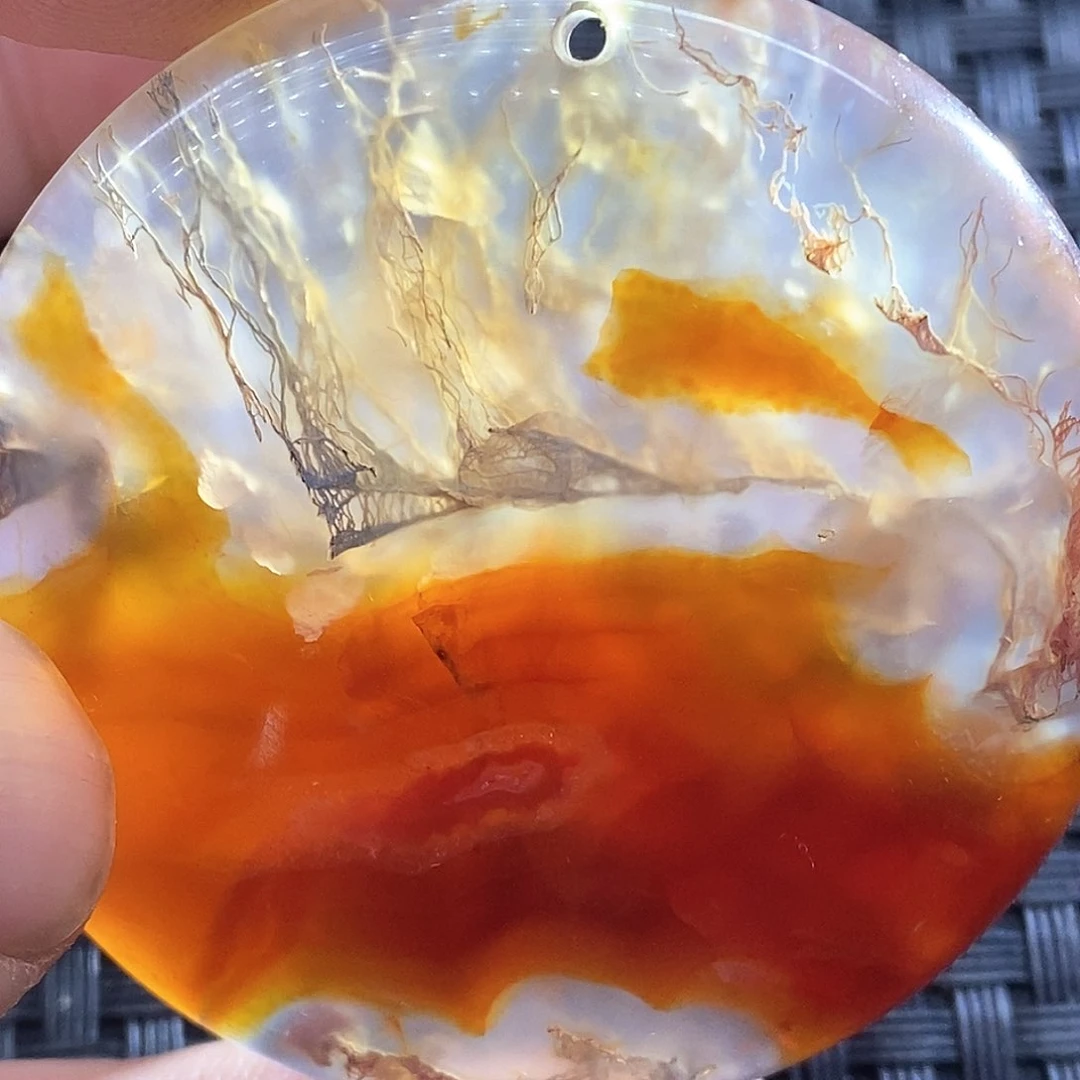 玛瑙/玉髓颈饰未镶嵌红**缘