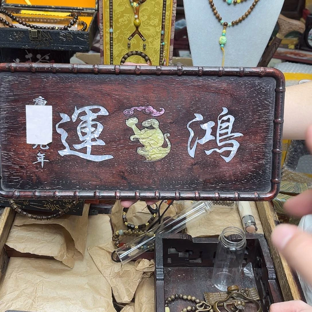 大叶紫檀（黑酸枝木类）