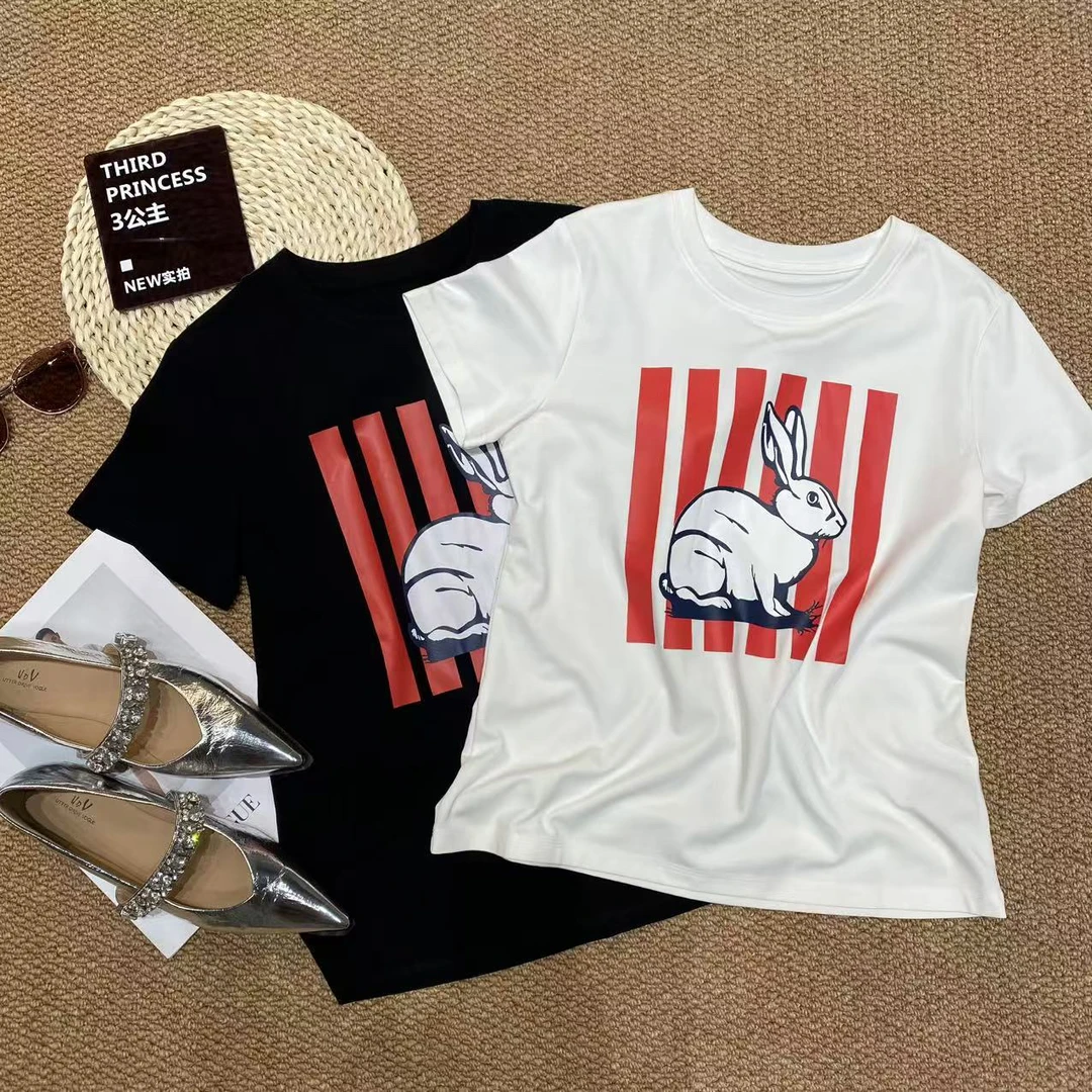 3公主ThirdPrincess 大白兔 圆领套头兔子印花超显瘦减龄T恤上衣