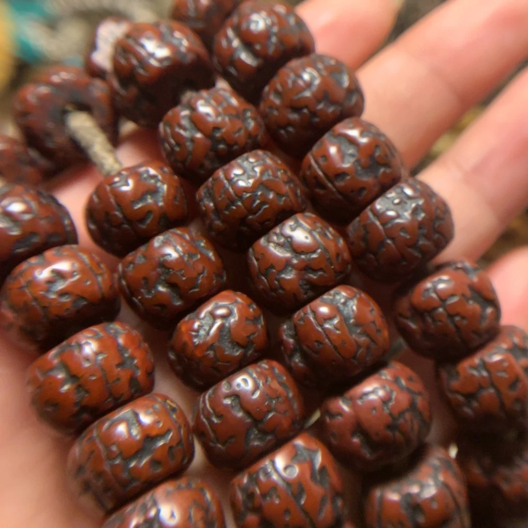 泥塑娘啦擦擦骰子